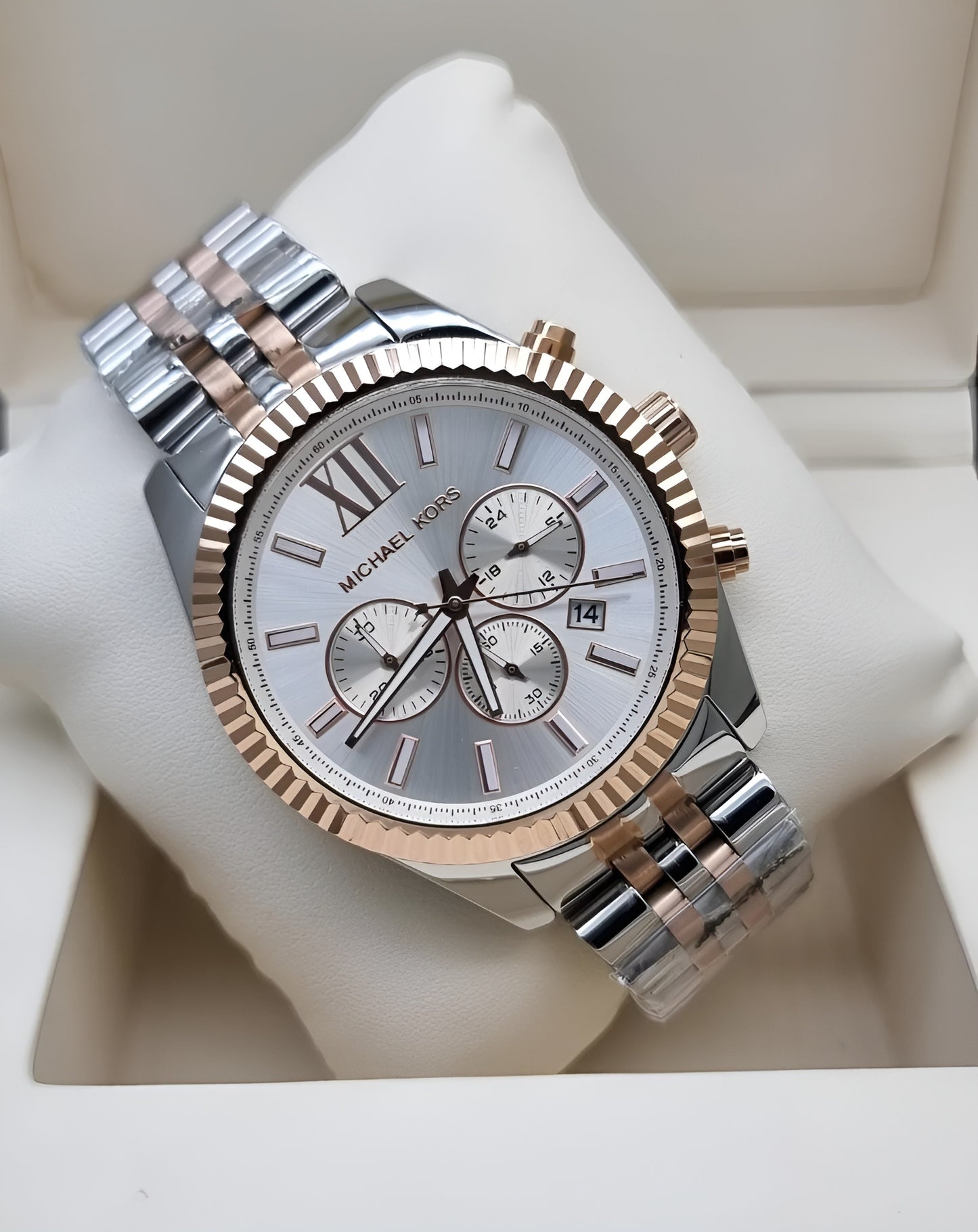 High Quality Luxury Branded Watch (michael kors)