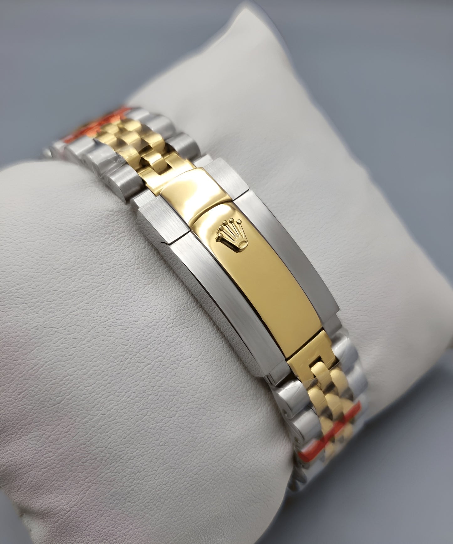 High Quality Luxury Branded Watch, Elegant Design (RX)