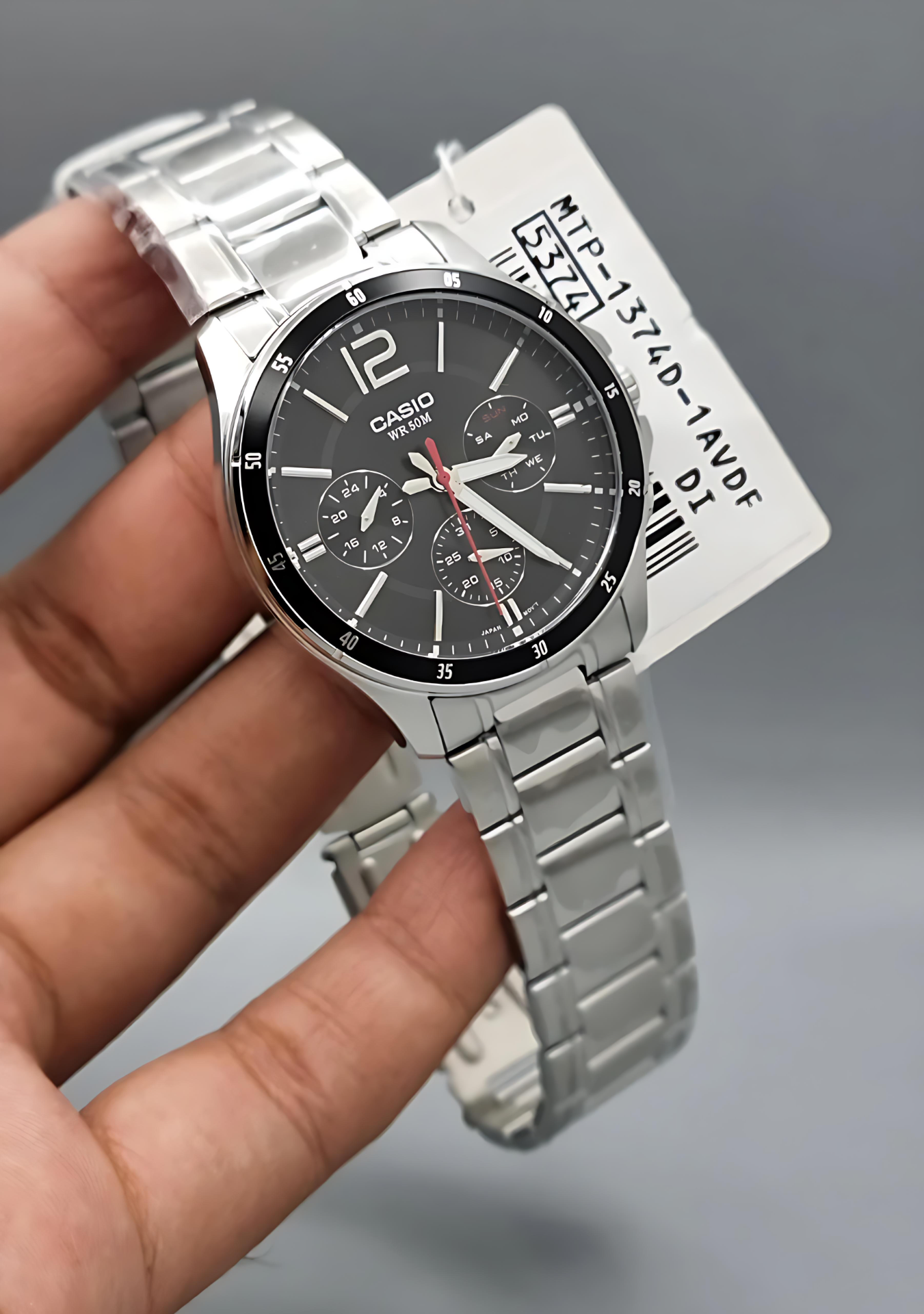 Men's Stainless Steel Chain Watch (Casio)