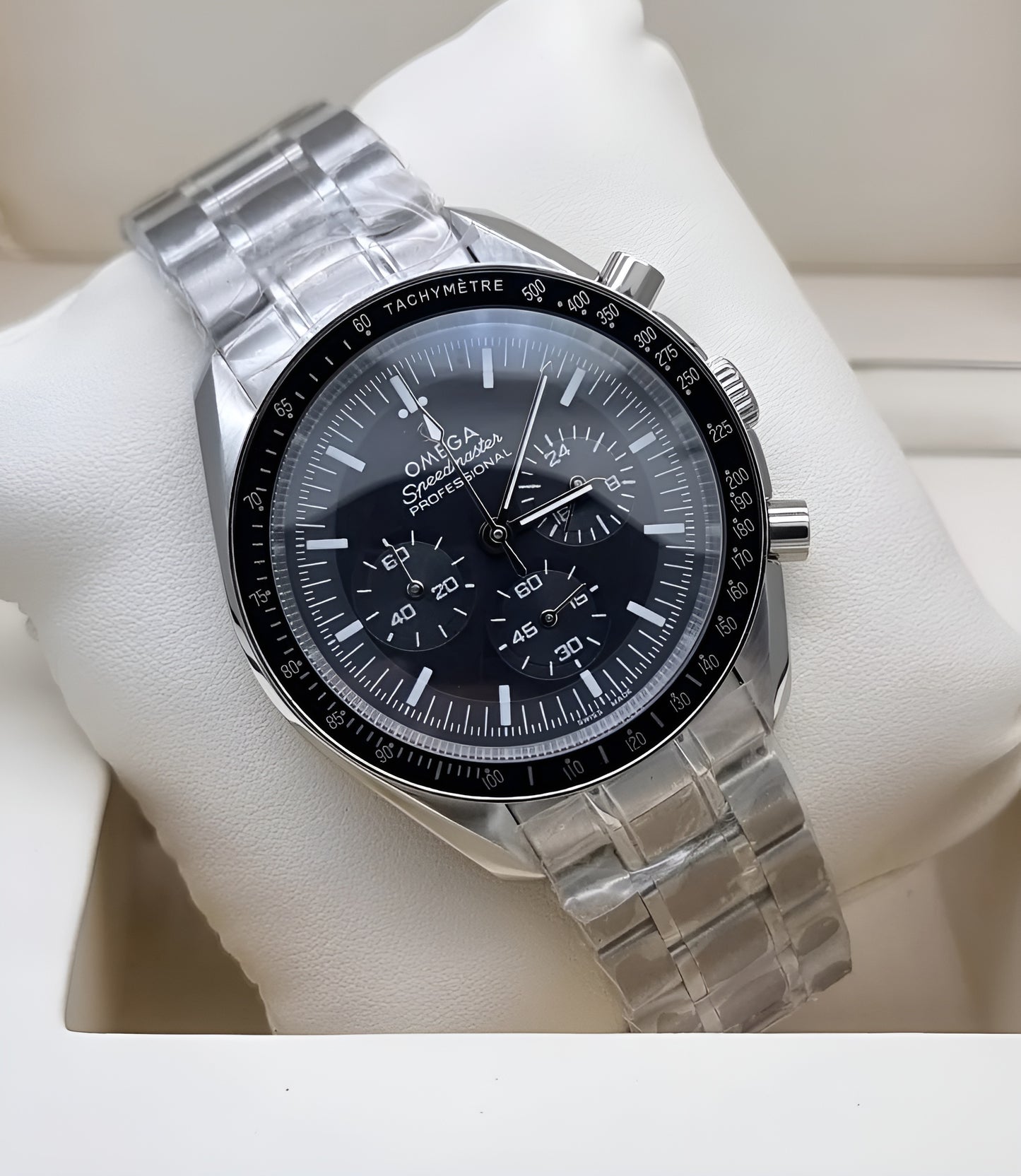 High Quality Luxury Branded Watch (omega)