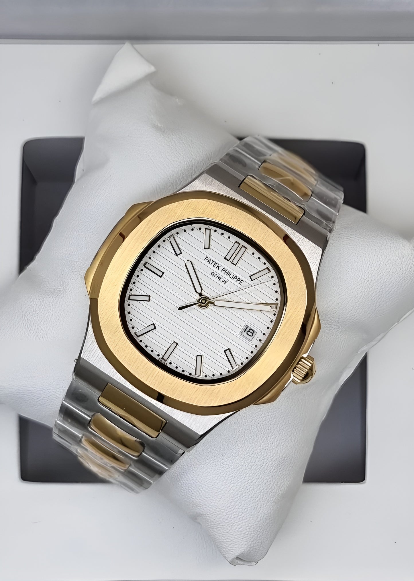 High Quality Luxury Branded Watch, Gold & Silver (patek philippe)