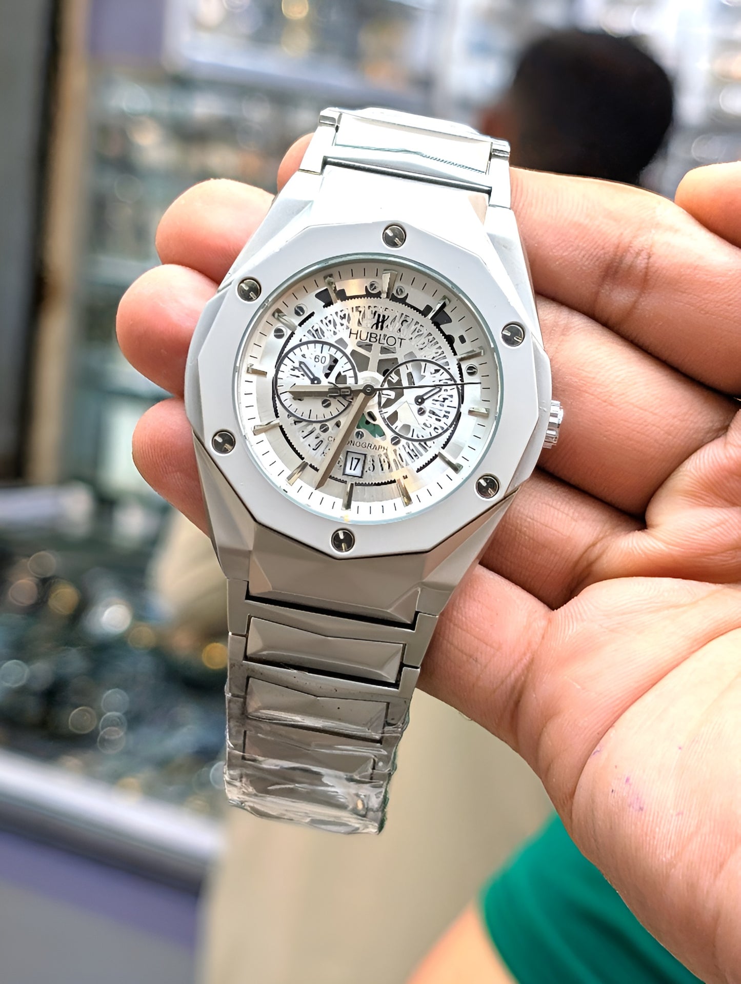 Diamond Cut Master Lock Mens & Boys Watch
