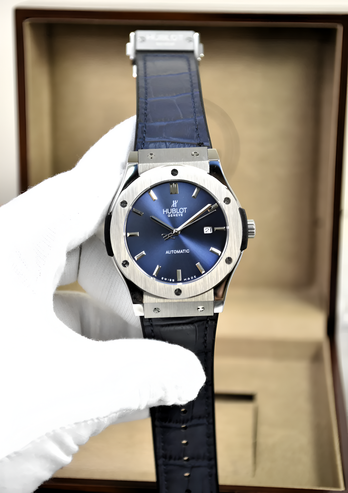 Elegant Branded Watch (Leather Strap)