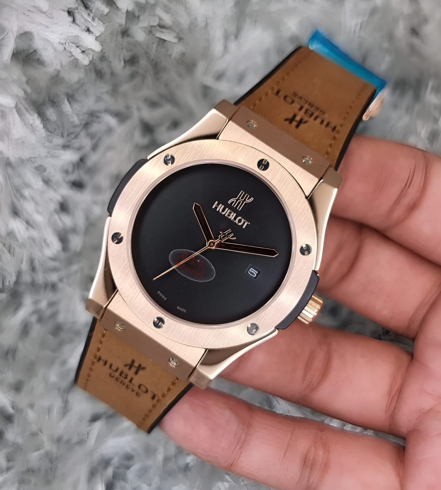 Elegant High Quality Luxury Branded Watch