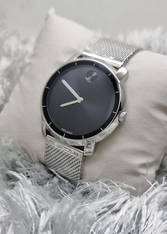 High Quality Luxury Branded Premium Watch (movado)