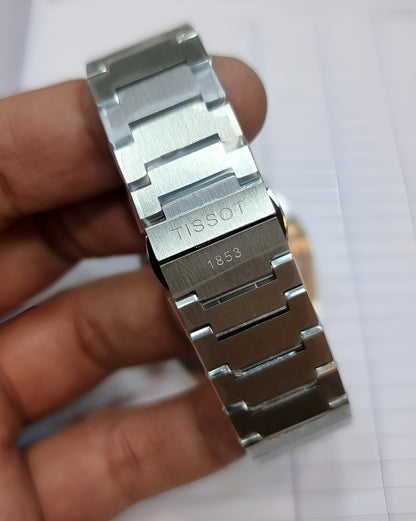High Quality Luxury Branded Watch (tissot)